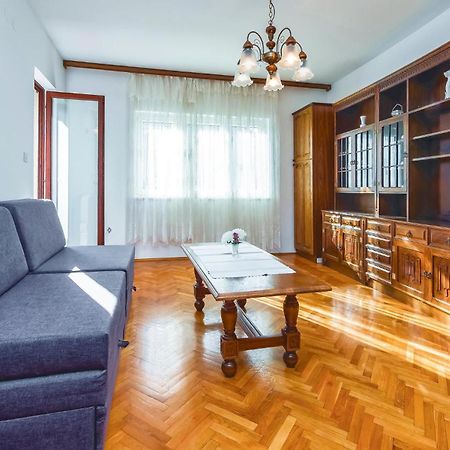 Lovely Apartment In Podstrana With Kitchen Exterior photo