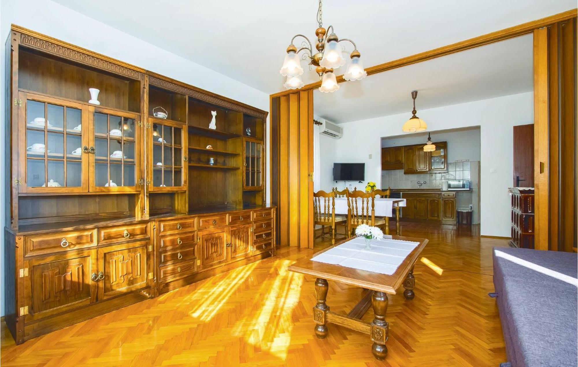 Lovely Apartment In Podstrana With Kitchen Exterior photo