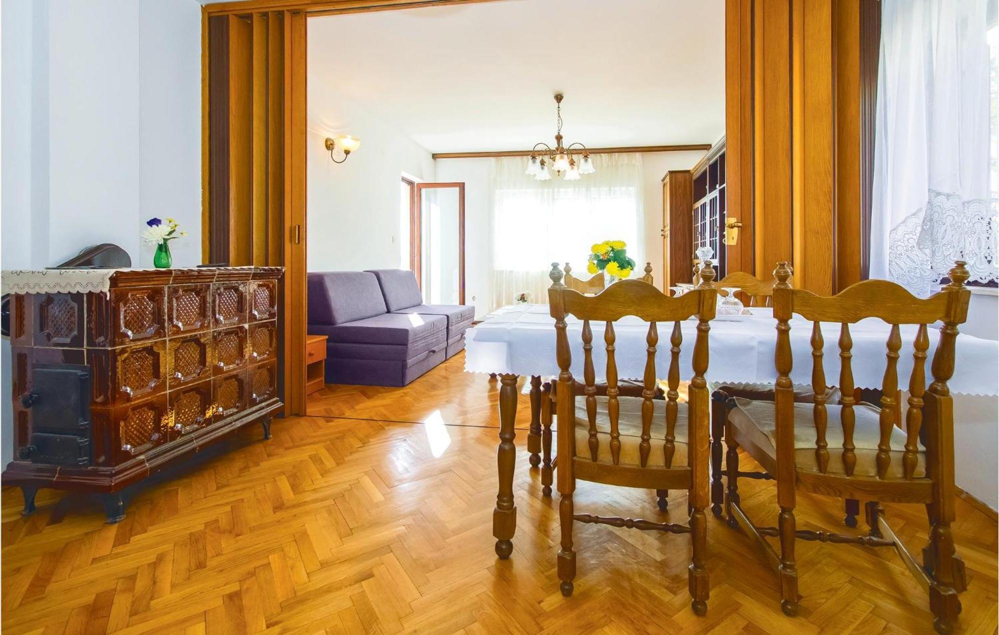 Lovely Apartment In Podstrana With Kitchen Exterior photo